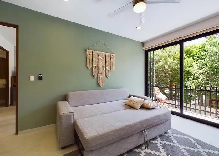 Apartment Spacious And Centrally A Few Streets From The By Yeah