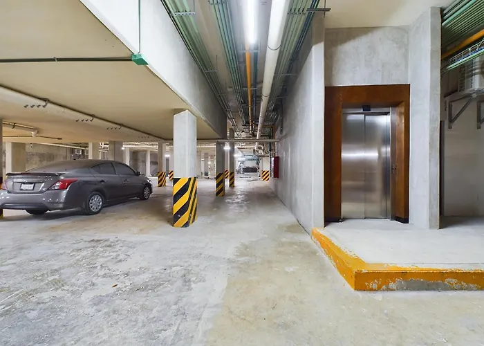 Apartment Spacious And Centrally A Few Streets From The By Yeah