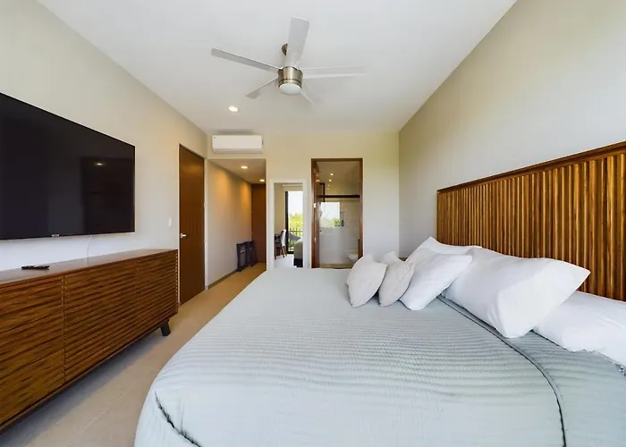 Apartment Spacious And Centrally A Few Streets From The By Yeah